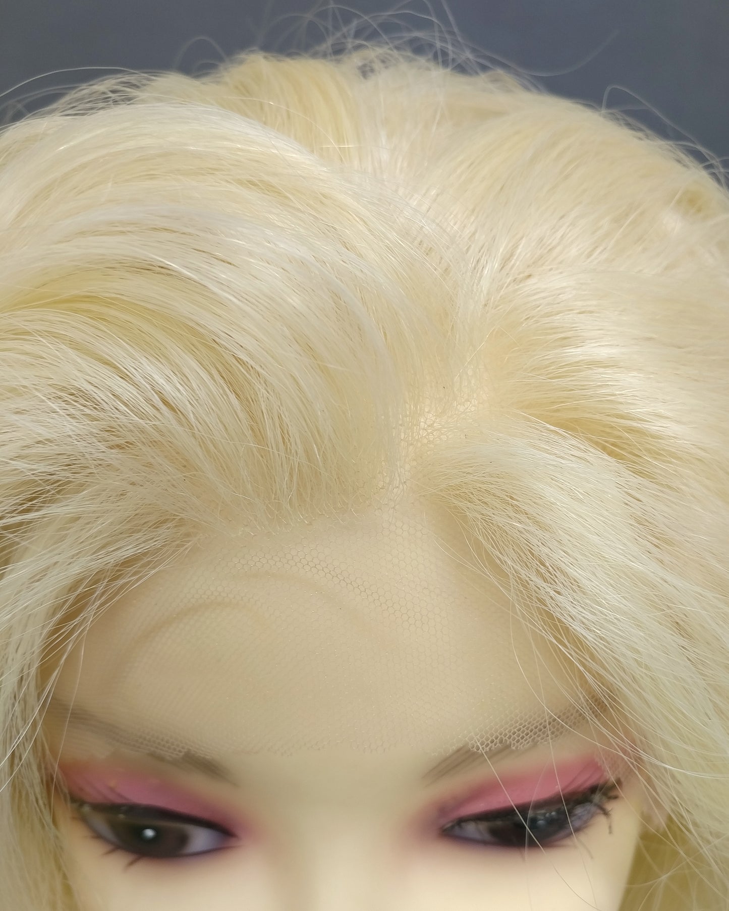 Lace Front Long Wavy Light Blonde Heat Resistant Wig 23 Inch [Olive-613)