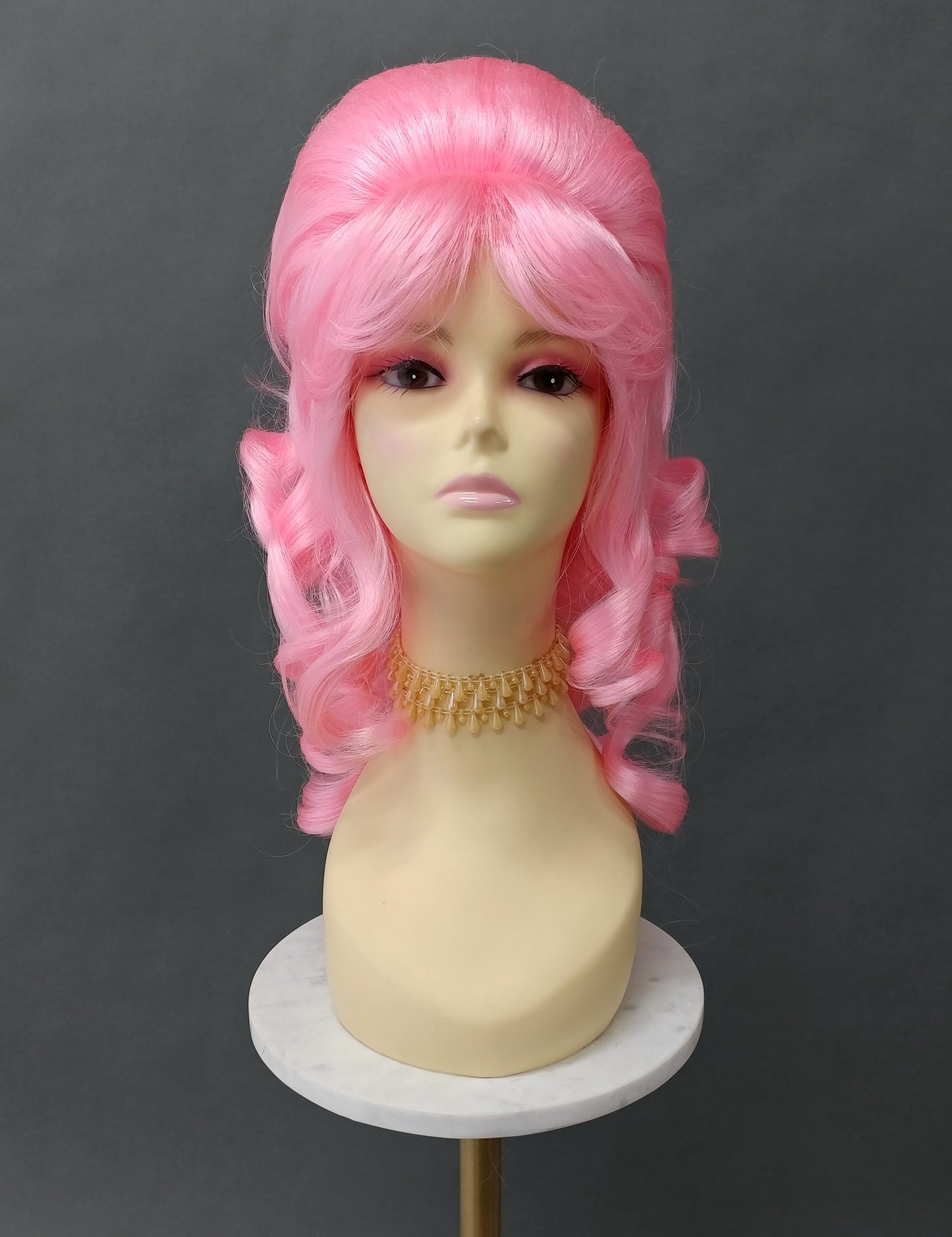 Light Pink Wavy Beehive Wig [WvBeehive-LPink]