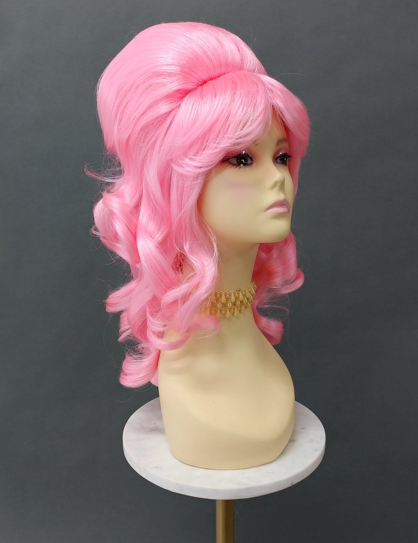 Light Pink Wavy Beehive Wig [WvBeehive-LPink]
