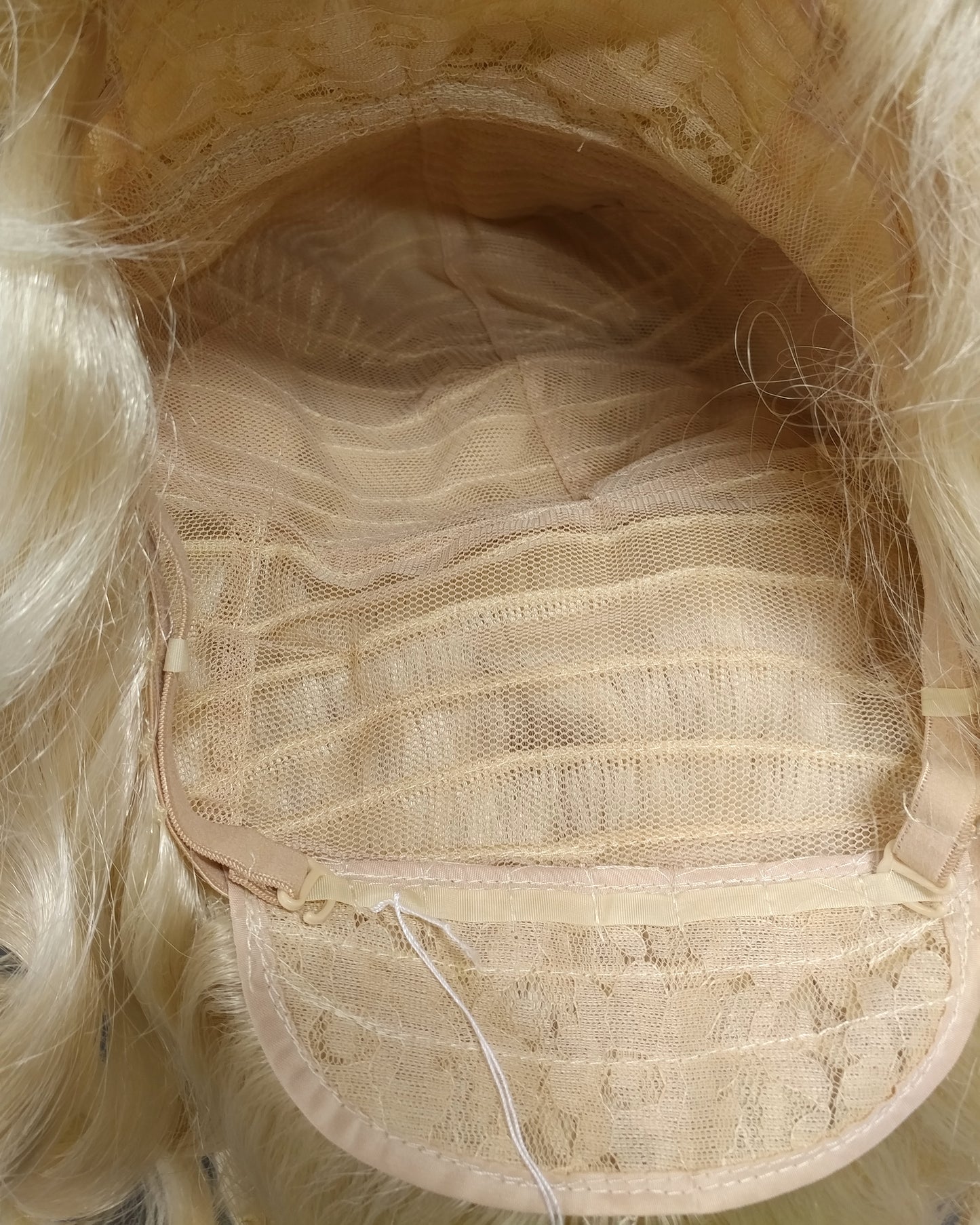 Light Pink Wavy Beehive Wig [WvBeehive-LPink]