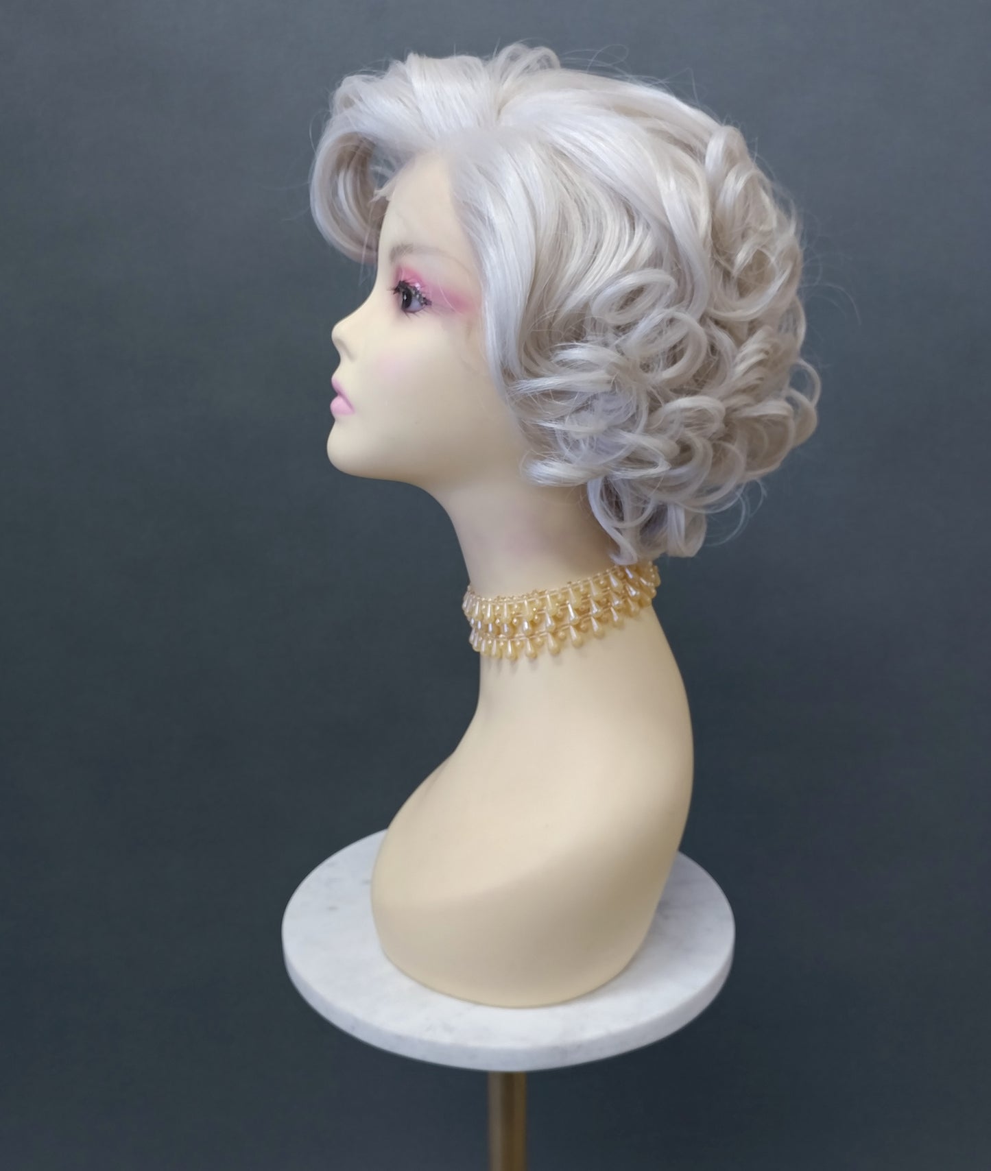 Lace Front Short White Gray Curly Heat Resistant Vintage Style Wig [Doris-60]