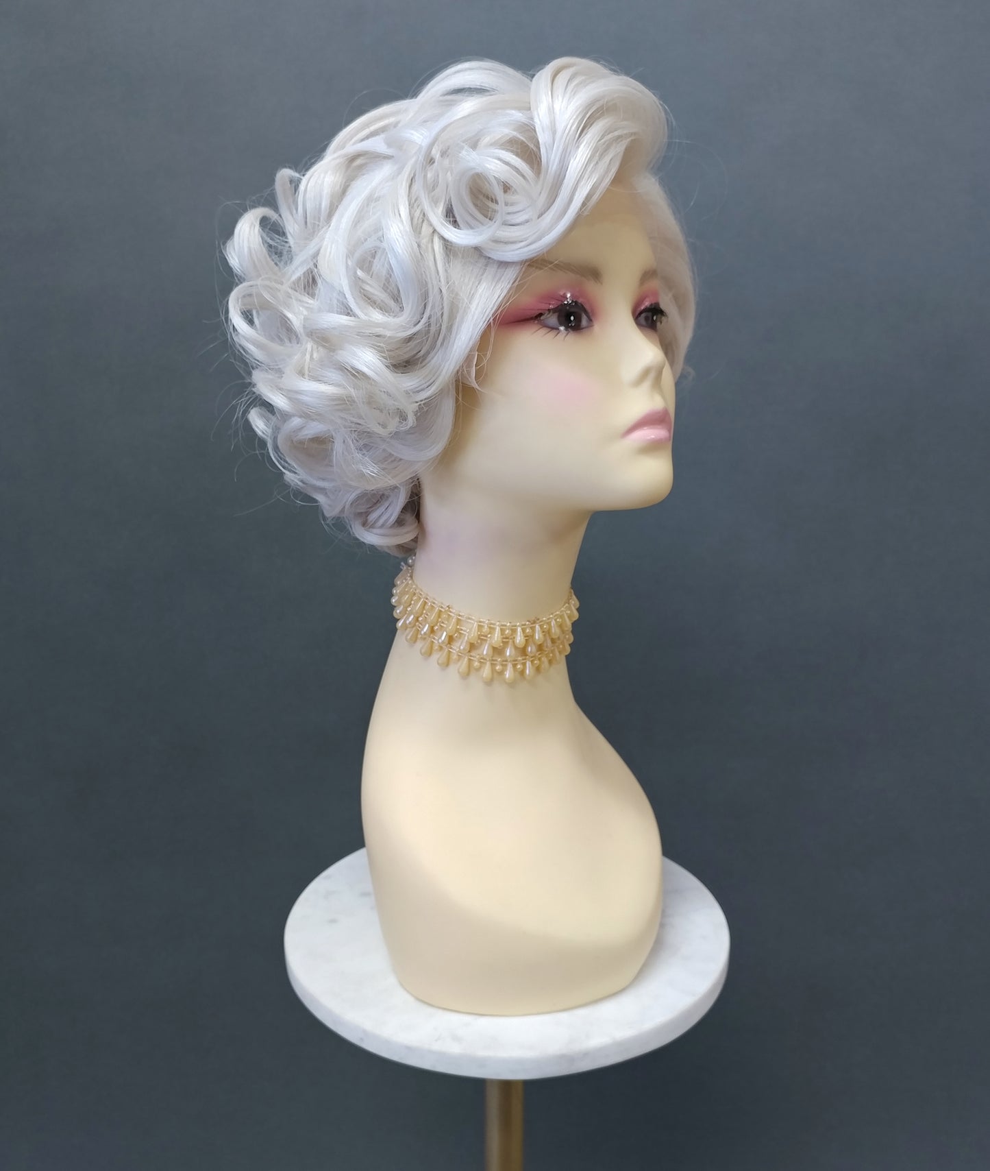 Lace Front Short White Gray Curly Heat Resistant Vintage Style Wig [Doris-60]