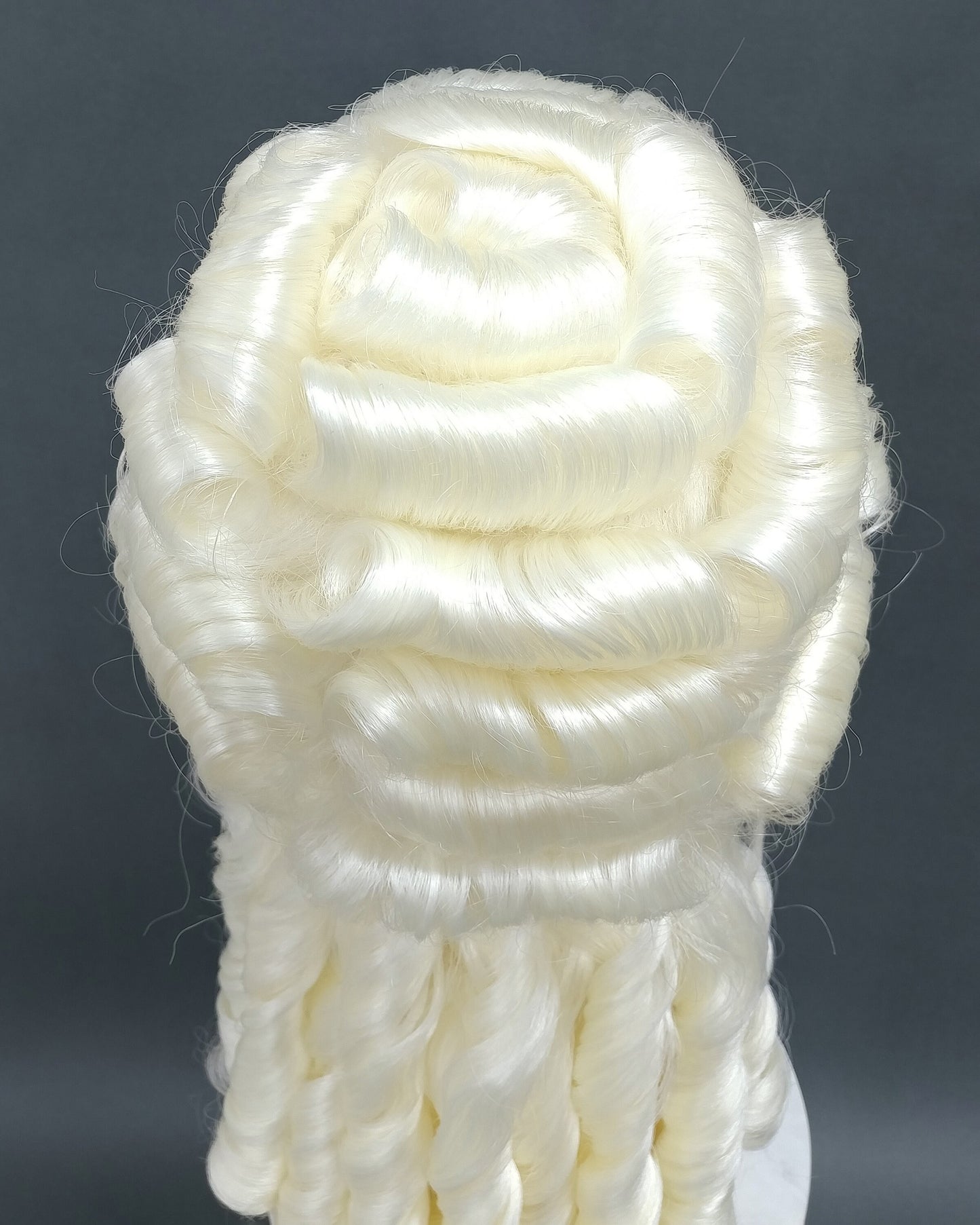 Platinum Blonde Marie Antoinette Wig [Marie-613A]