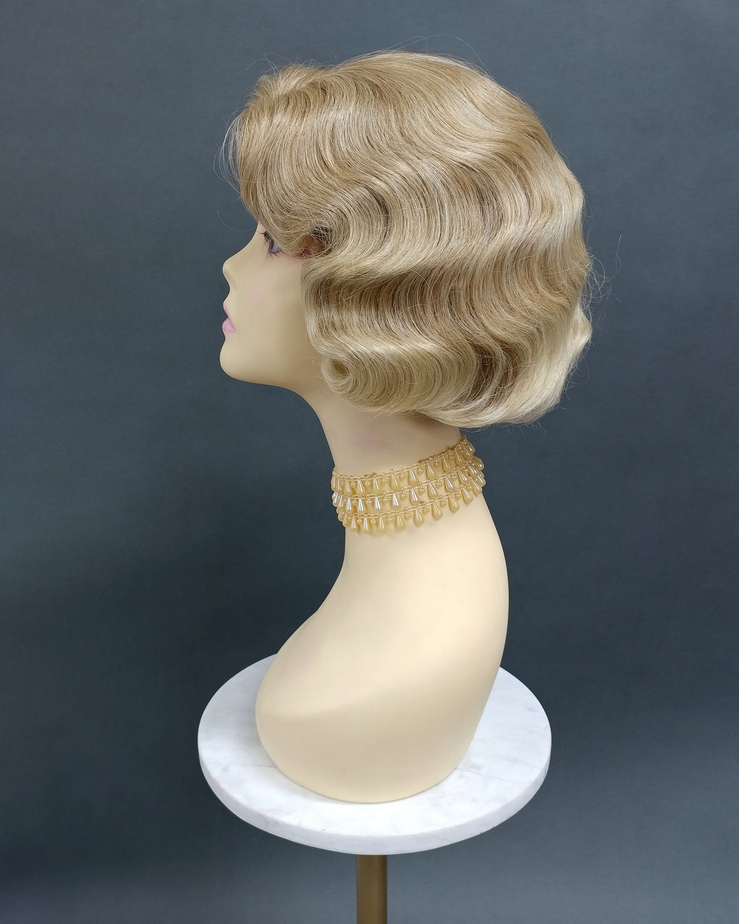 Finger Wave Wig Golden and Light Strawberry Blonde Heat Resistant 1920s Style 8 Inch [HTRosie-27/613]