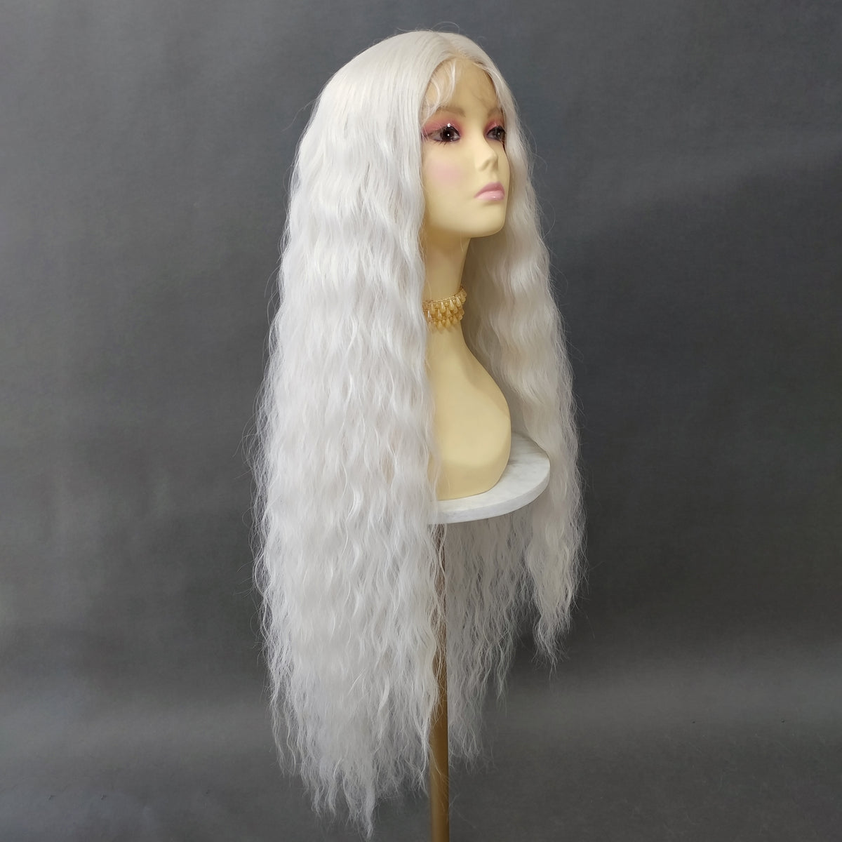 40 inch Silver Gray Extra Long Wavy Lace Front Wig [Isadora-Moonlight]