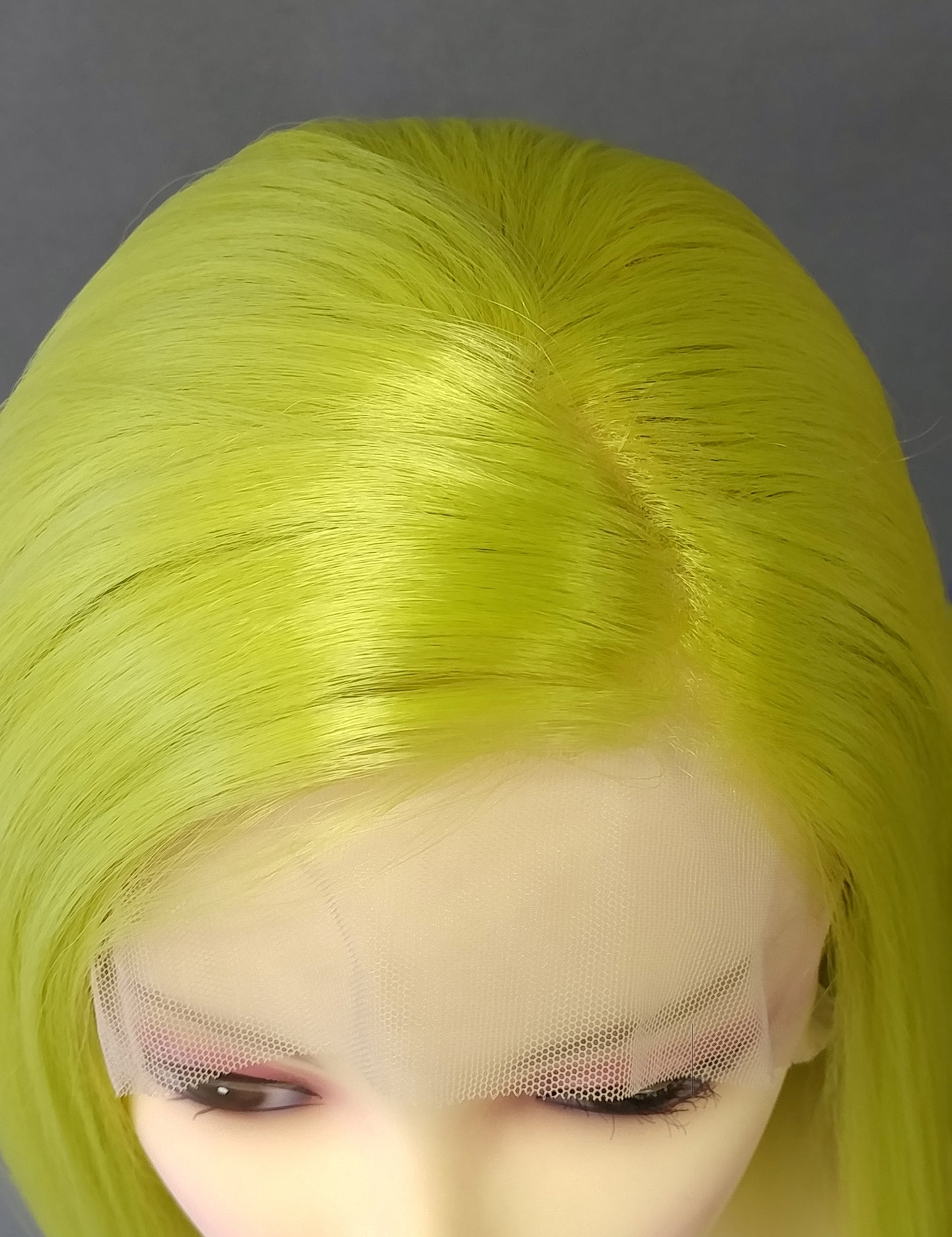 Deep Lace Front Light Green Long Straight Heat Resistant Wig 28 Inch [Peta-LimeLuxe]