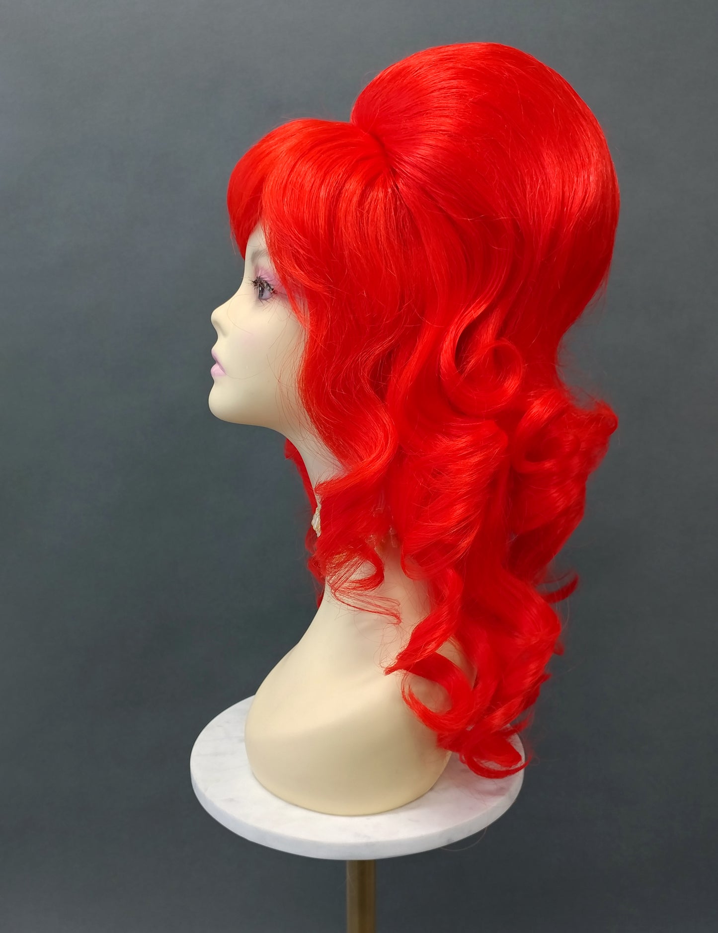 Red Wavy Beehive Wig [WvBeehive-Red]