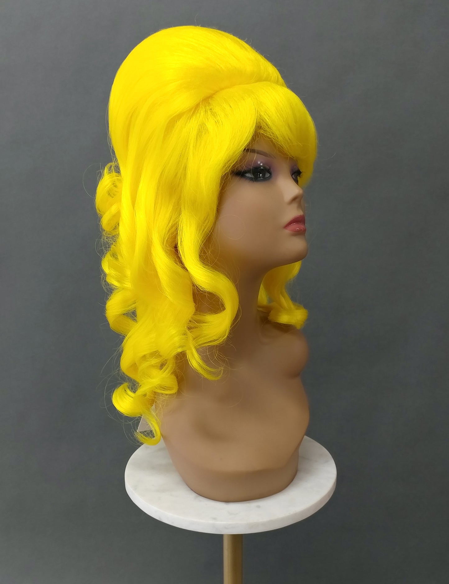 Yellow Wavy Beehive Wig [WvBeehive-Yellow]